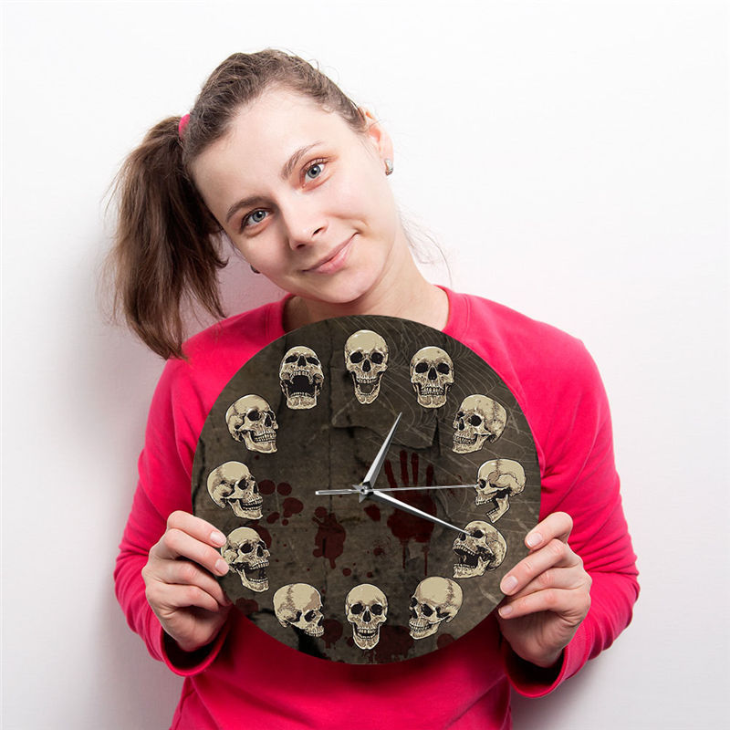 Skull Pattern Horror Decorative Clock